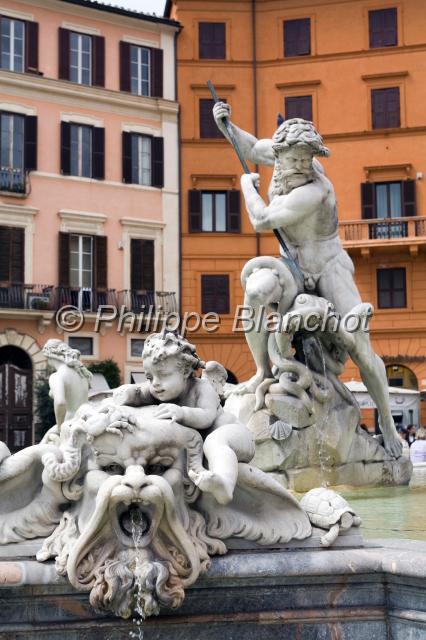 italie rome 27.JPG - Fontaine des Calderari, place NavonaRome, Italie